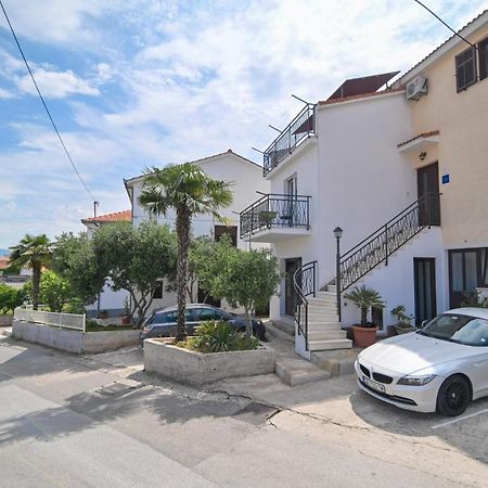 Guesthouse Kate Trogir Zewnętrze zdjęcie