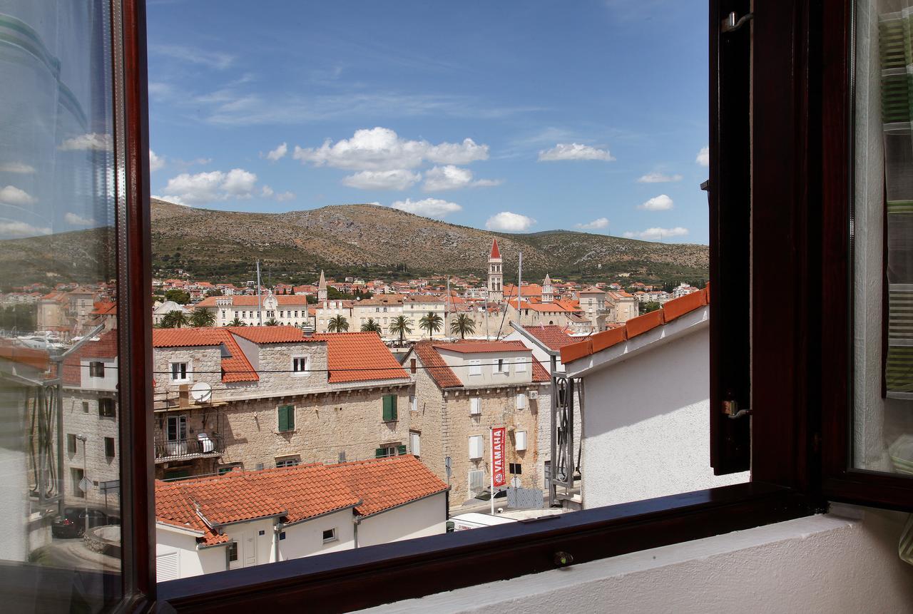 Guesthouse Kate Trogir Zewnętrze zdjęcie